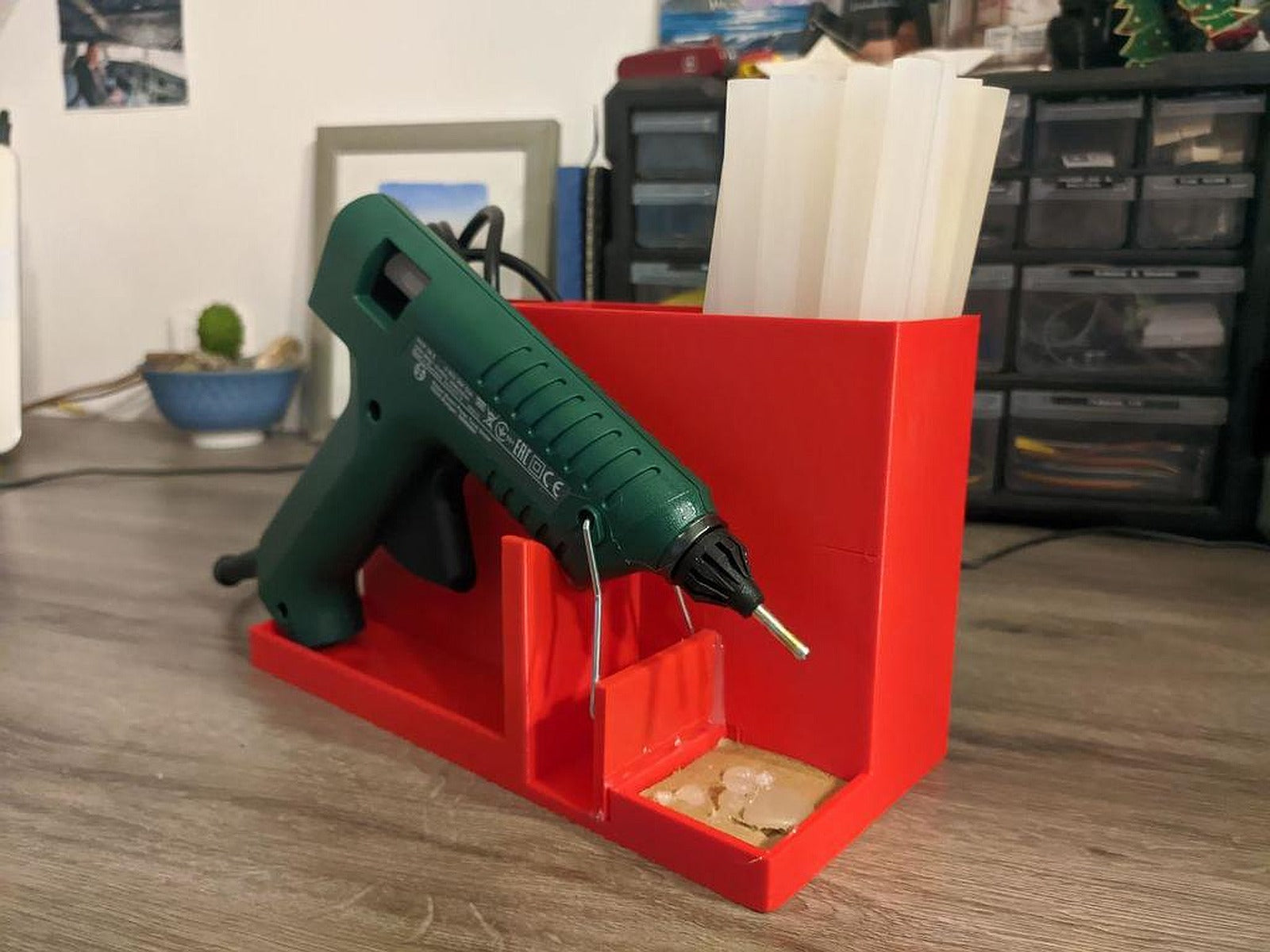 Glue gun stand – 3D Baskı Modeli