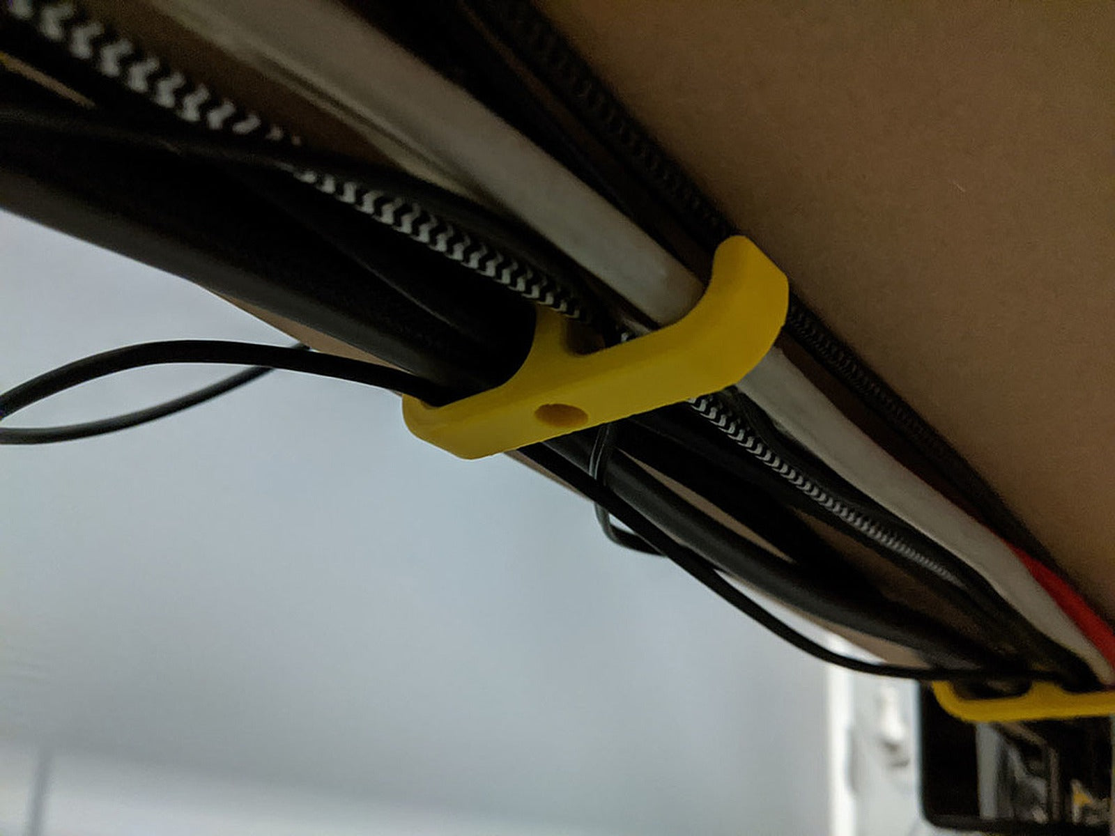 Simple Cable Hanger – 3D Baskı Modeli