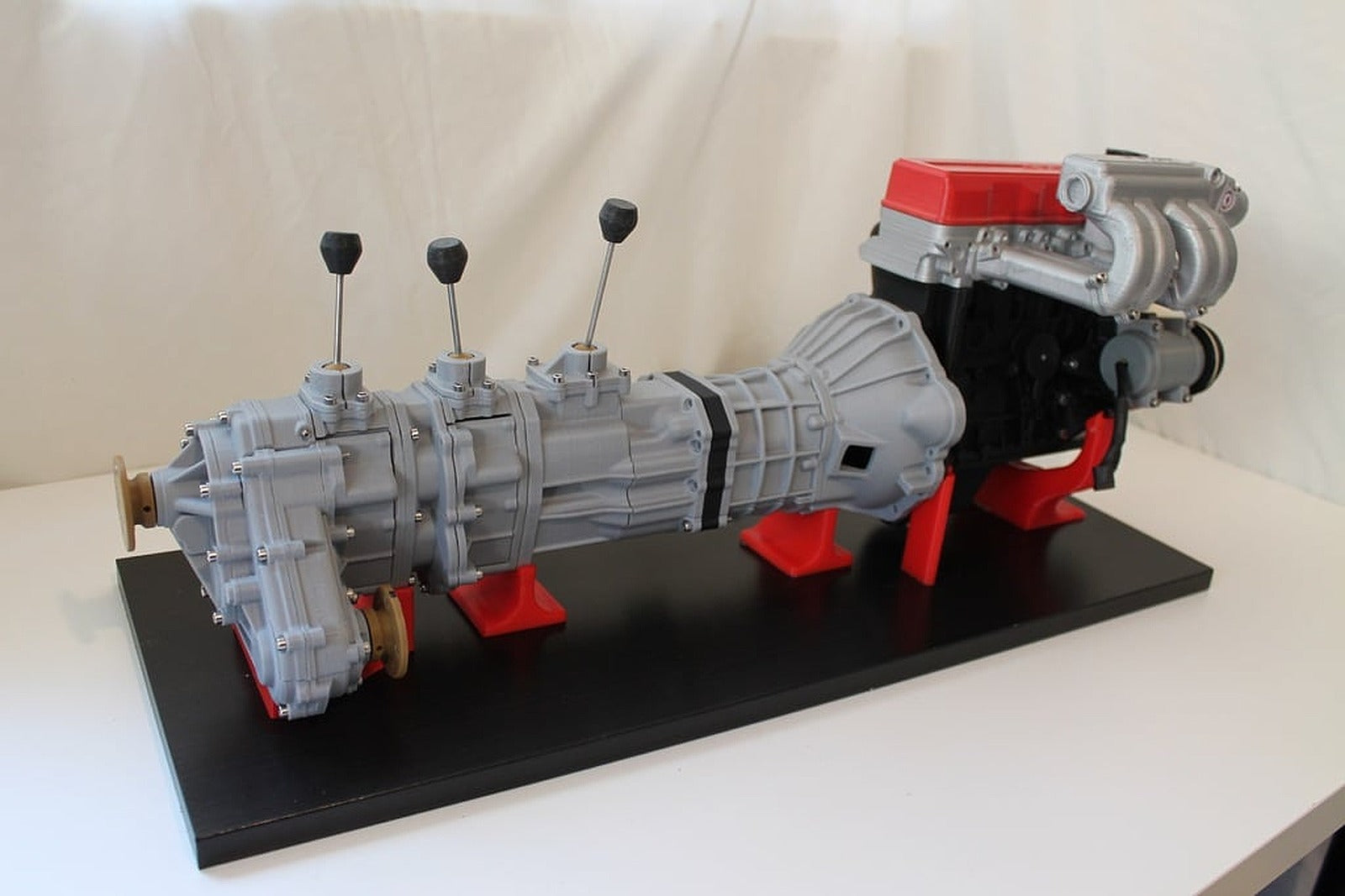 Working Gear Driven 4WD Toyota Transfer kılıf Model – 3D Baskı Modeli