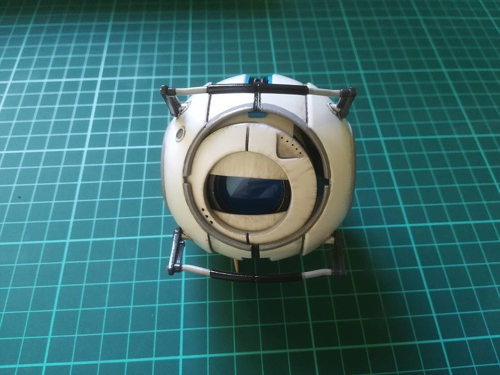 Articulated Wheatley from Portal 2 / Wheatley articulé de Portal 2 – 3D Baskı Modeli