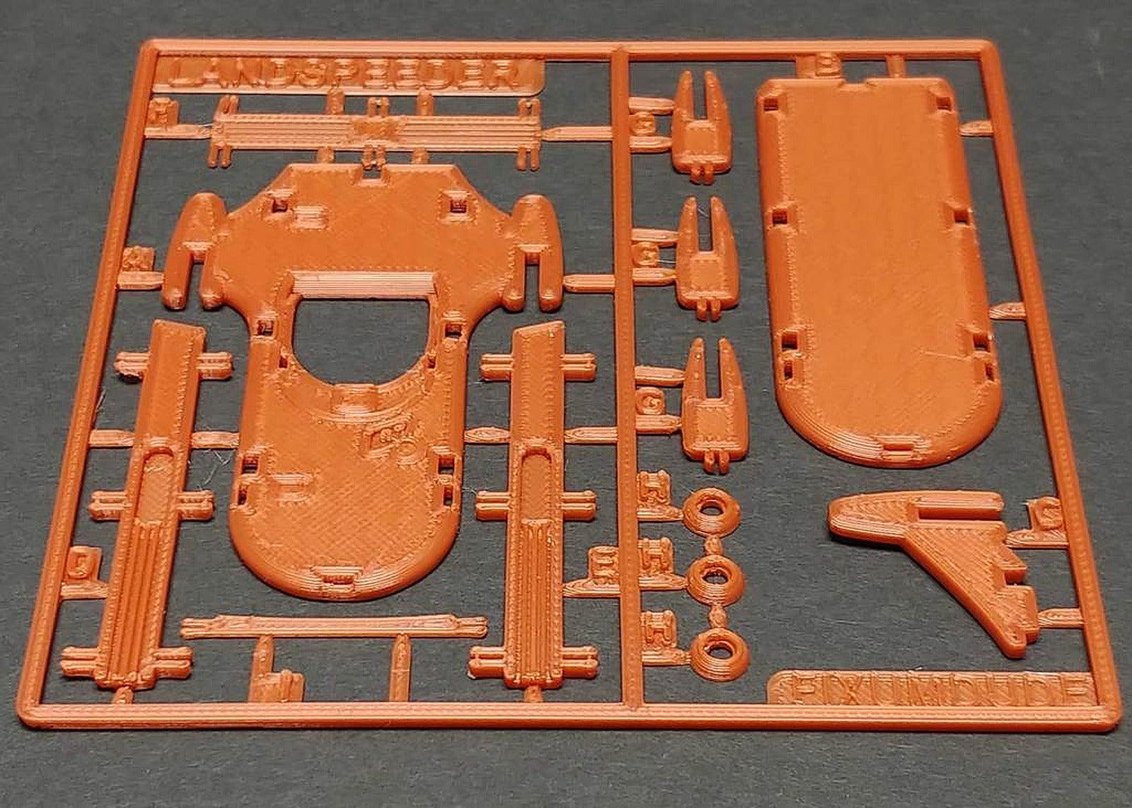 Landspeeder Kit Card – 3D Baskı Modeli