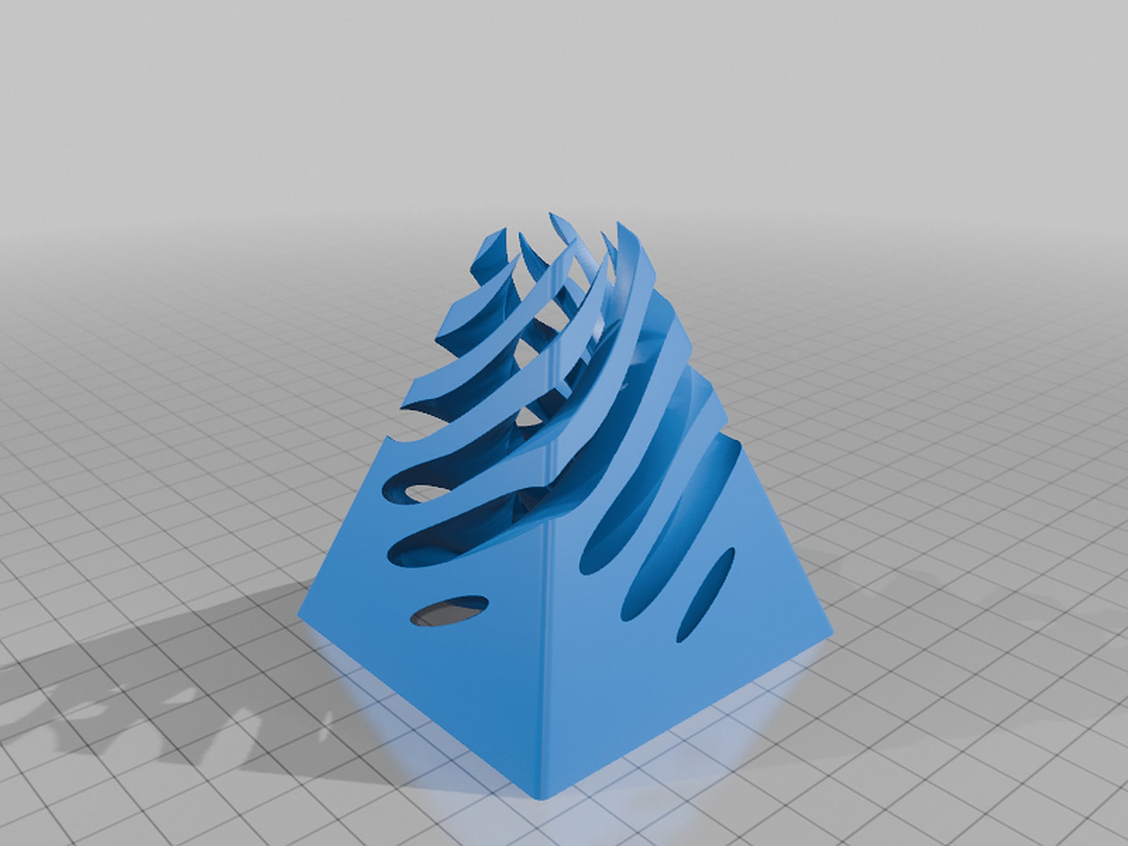 Pyramide rotative traversante - Turning pyramid going through each other – 3D Baskı Modeli
